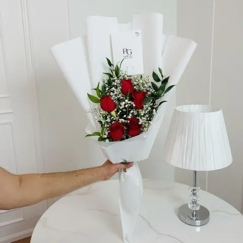 ورود الحب النقي رقم.2703